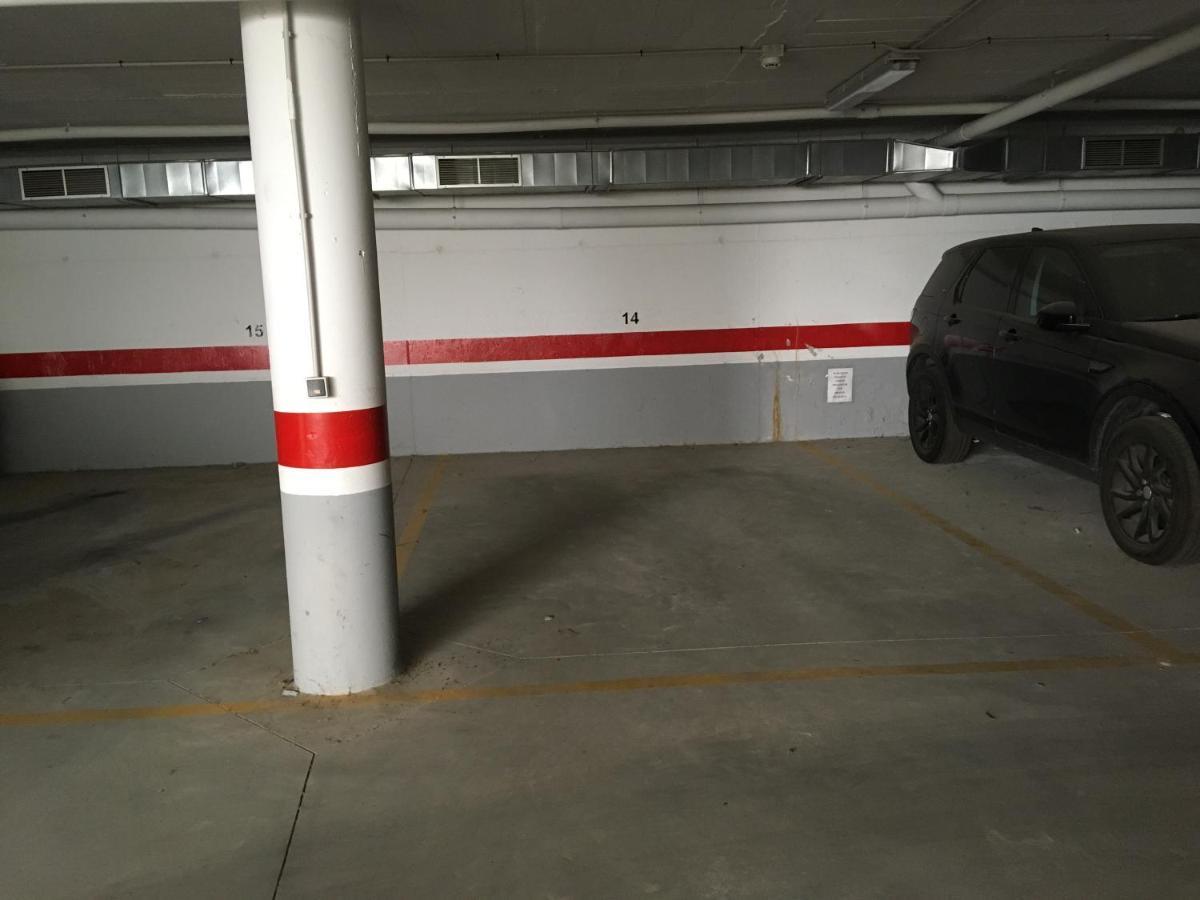 Apartamento Superior con piscina, parking, terraza, Aire Ac y Wifi -Solo familias o parejas- Conil De La Frontera Exterior foto