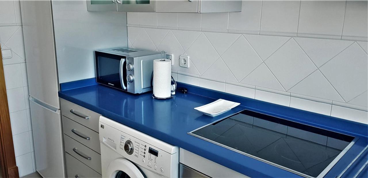 Apartamento Superior con piscina, parking, terraza, Aire Ac y Wifi -Solo familias o parejas- Conil De La Frontera Exterior foto
